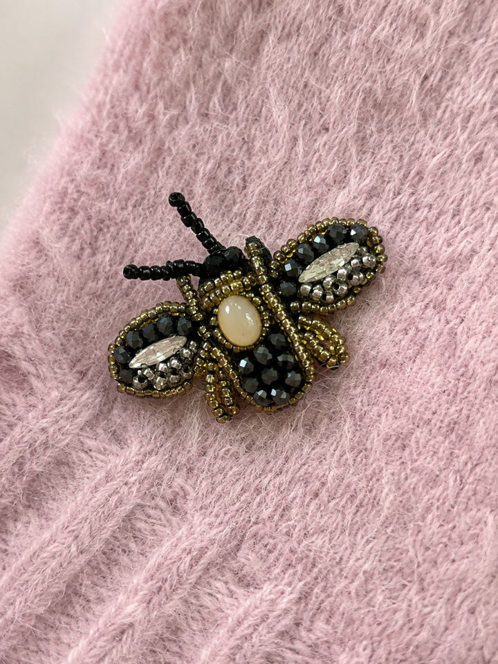 Embroidered Bees Rose Wool Sweater Vest - by Noen