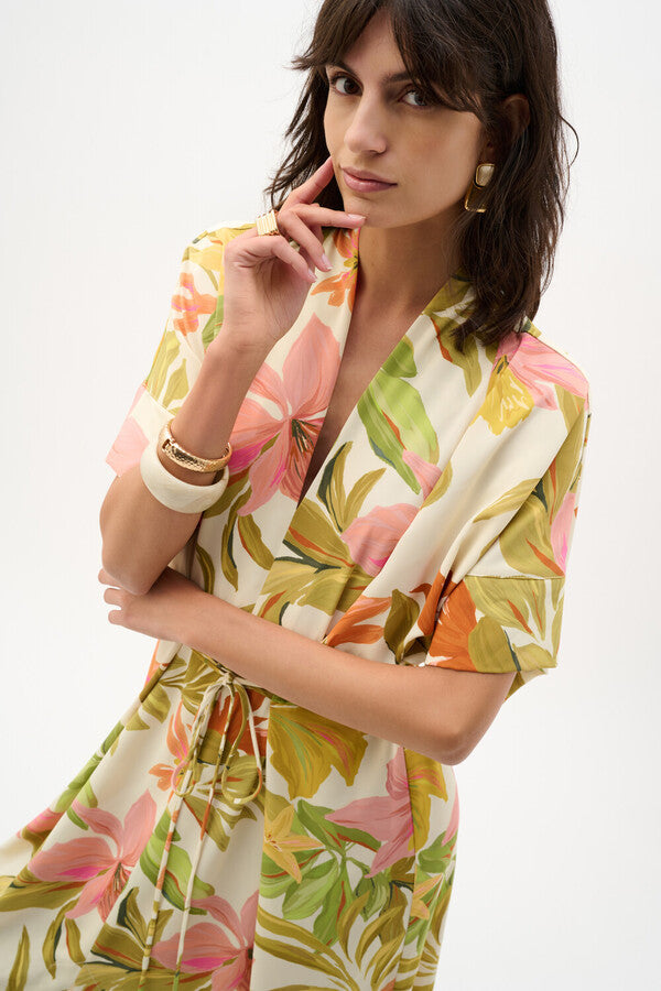 Vestido tropical entallado y con vuelo - por Joseph Ribkoff