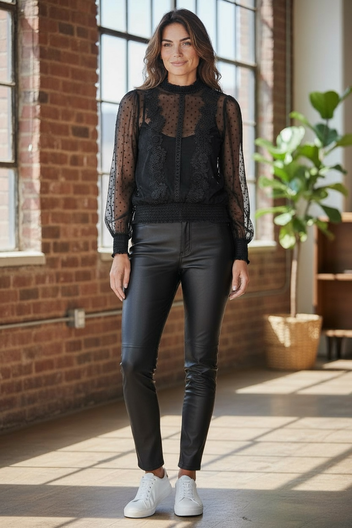 Gabby Isabella Vintage Lace 2-Layer Blouse