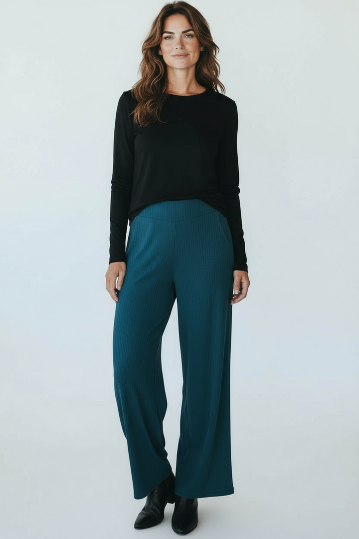 Textured Straight Leg Emerald Green Pant